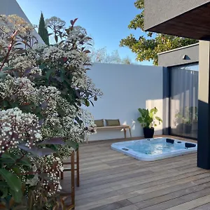 Valbelle, Maison Independante Avec Jacuzzi , Tourves France